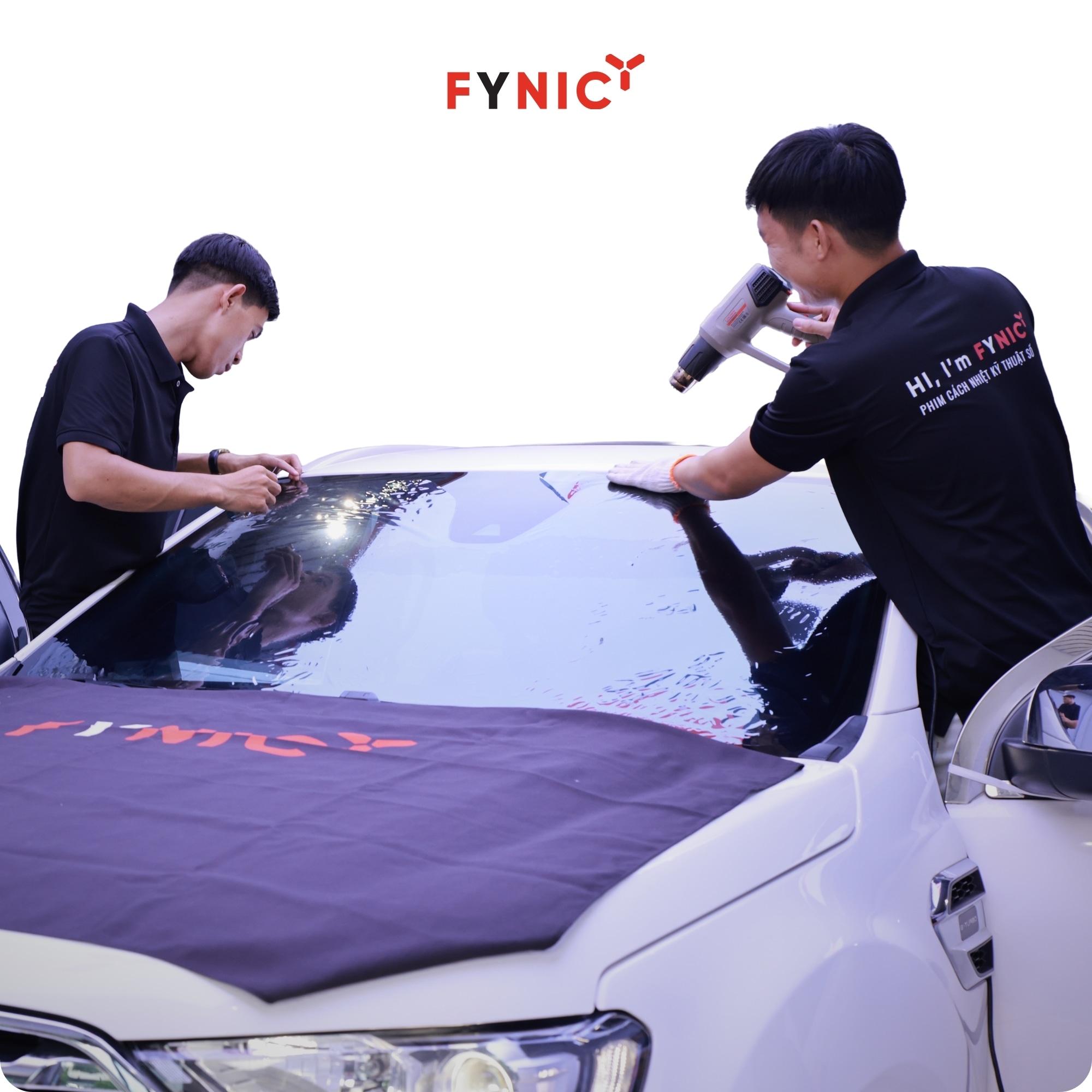 Dan-phim-cach-nhiet-o-to-tron-goi-ca-xe-2 Dan phim cach nhiet o to tron goi ca xe 2