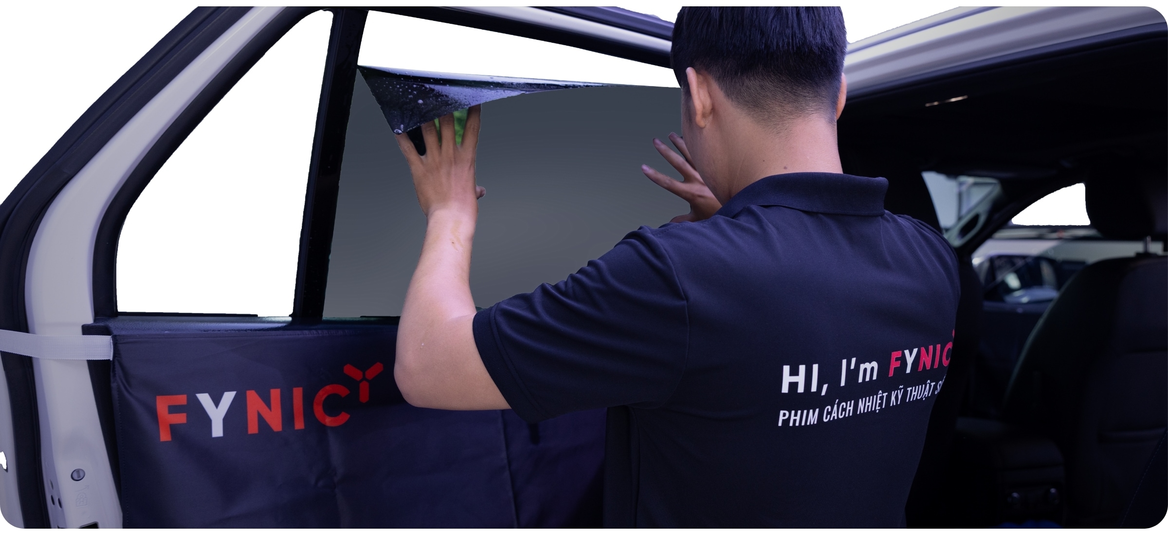 Quy trình dán phim cách nhiệt kính sườn, kính hậu
