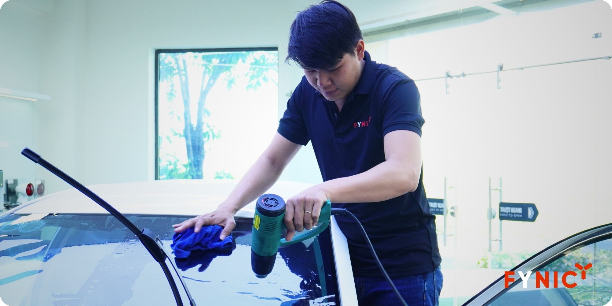 Ms. B.L.Xuân - Dán phim ô tô Toyota Vios 2 trai nghiem khach hang toyota vios ms xuan 3